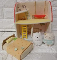 すみっコぐらし　てのりぬいぐるみのお家＆家具&人形 ４点セット