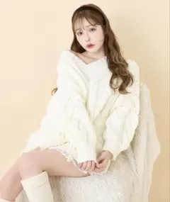 ケーブルニットミニワンピース オフホワイト ナイスクラップ