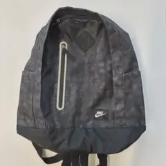 ナイキ　リュック　黒にグレー柄♪