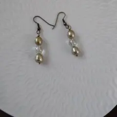 パールクリスタルフックピアス