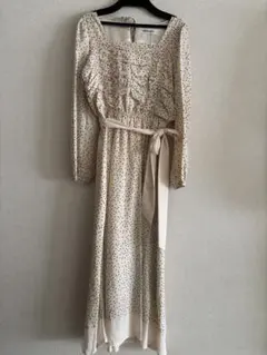 最終値下げミッシュマッシュ　MISCHMASCH　ドット柄シャーリングワンピース