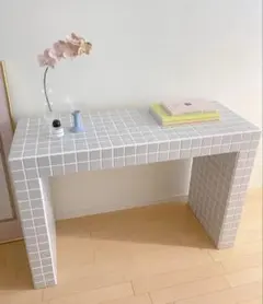 タイルテーブル