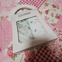 U.P renoma　ユーピーレノマ　ハンカチ　2枚セット　大判・タオル　四つ葉