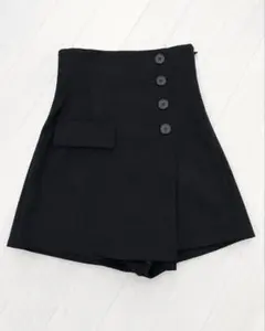 【試着のみ】SNIDEL ハイウエストラップショートパンツ ブラック サイズ0のサムネイル