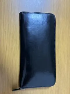 ココマイスター　シェルコードバン　ブラック ラウンドファスナー長財布のサムネイル