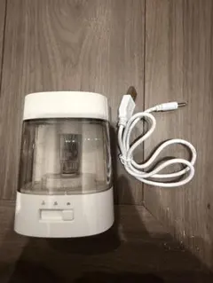 電動鉛筆削り 電動シャープナー 人気鉛筆削り 乾電池/USB デッサン鉛筆　白のサムネイル