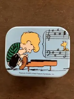 Peanuts スヌーピー 関連の缶ケース 小物入れのサムネイル