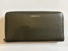 【極美品】VANQUISH 長財布 ラウンドファスナーのサムネイル