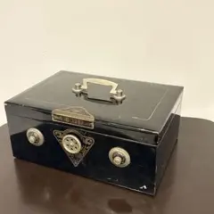 WAKO ダイヤル式小型耐火金庫　平成8年購入 WAKO ダイヤル式小型耐火金庫 平成8年購入 - メルカリ