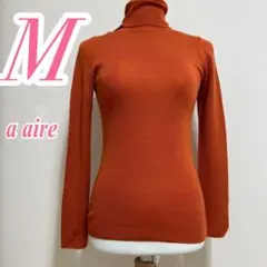 a aire オレンジ タートルネックニット М　きれいめコーデ　カジュアル
