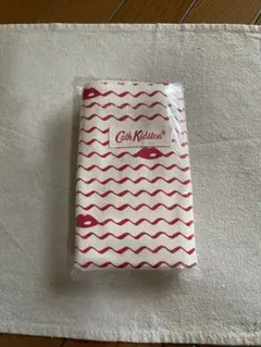 Cath Kidston 波模様キスマークバッグのサムネイル