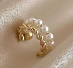 【新品未使用】おしゃれゴールドパールイヤーカフ卒業式 入学式 結婚式 謝恩会