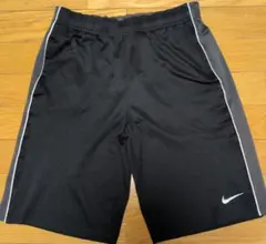 Nike DRI-FIT ブラックショートパンツL