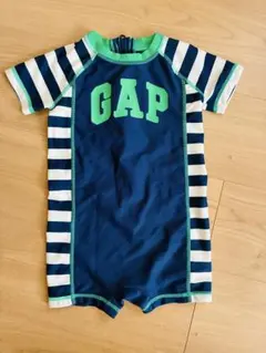 ☆GAP/ギャップ☆ベビ－半袖ラッシュガードスイムウェア水着90☆