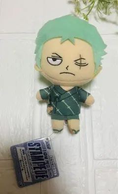 ワンピース　ゾロ　おすわりぬいぐるみ　マスコット　劇場版　スタンピード