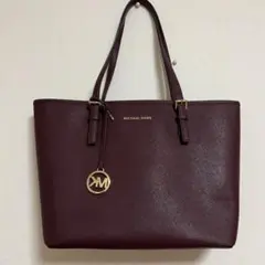MICHAEL KORS 新品！バーガンディ トートバッグ　ボルドーワインレッド