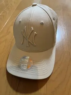 9FORTY キャップ 女性用　オフホワイト