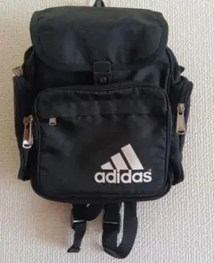 adidas　子供用　 黒 リュック