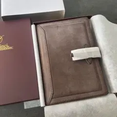 Item thumbnail for item f5f3c8fe-686e-4fe0-a5ad-1c2322e8b54e