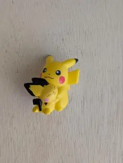 BANDAI ポケモンキッズ ピカチュウ＆ピチュー 指人形 ソフビ