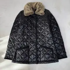 LAVENHAM 光沢生地 ファー付き キルティング ジャケット ブラック