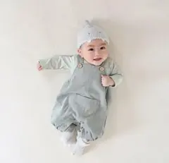 【美品】mocmof　ぷっくりサロペット　ミント　70