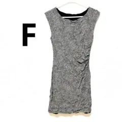 ノースリーブひざ丈ワンピース 黒と白 パーティー 1枚でサラッと 大人 女性