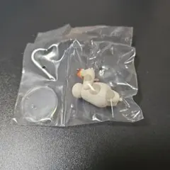 カプセルトイ グレーと白のキャラクター