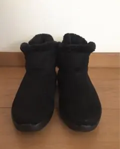 ファー付き黒スエードショートブーツ