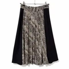【ZARA basic】パイソン柄 フレアスカート 古着 きれいめ 個性的のサムネイル