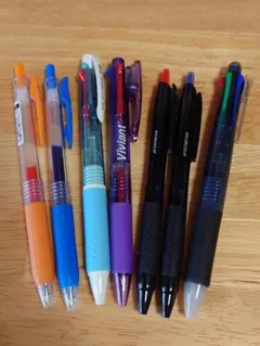 多色ボールペン他７本セット