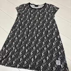 CHUBBYGANG ロゴ総柄 半袖ワンピース Sサイズのサムネイル