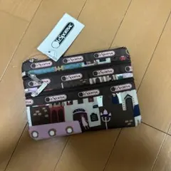 LeSportsac 街並みプリント ポーチ