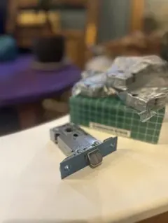 芸術品-文鎮-LSミニケース（ラッチ川口技研）4個セット