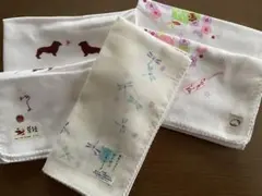 ガーゼのハンカチ5枚です。新品です。