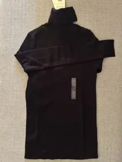 ユニクロ　エクストラファインメリノウール タートルネック　ネイビー M