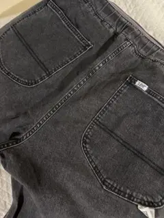 ダークグレー ストレートレッグデニム