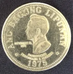 Item thumbnail for item 73da7ee7-63ea-4acd-bb1c-40a3d333272e