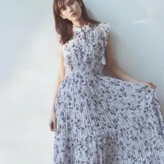 送料込❤️snidel sustainable 花柄ワンピペチコート付 ※タグ類無 送料込❤️snidel sustainable 花柄ワンピペチコート付 ※タグ類無
