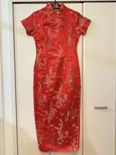 赤い刺繍入りチャイナドレス　Sサイズ　コスプレ　ハロウィン