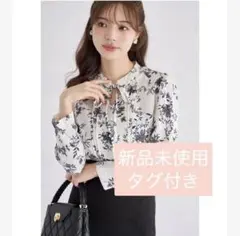完売品♡【新品タグ付】ボウタイリボン付きタック入りフラワーブラウス