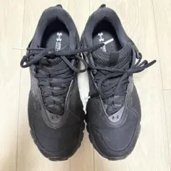 Under Armour スニーカー ブラックのサムネイル