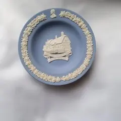 Item thumbnail for item 2b0b638c-471a-4e92-97f3-3bc9ba036f47