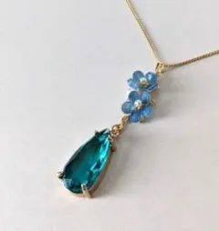 現品限り ネモフィラとビジューのネックレス★