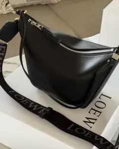 LOEWE ブラックレザーバッグ~~~