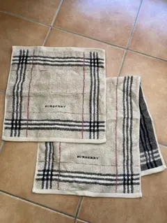 【新品】バーバリー　フェイスタオル、ウォッシュタオル　ベージュ