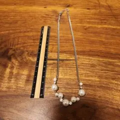 パールとクリスタルのチェーンネックレス