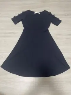 tocco closet フラワー刺繍 半袖ワンピース ネイビー