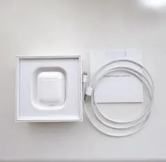 Apple AirPods 第2世代 本体 充電ケース 外箱付きのサムネイル