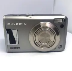 中古動作品☆送料無料　FUJIFILM FinePixF31fd Fujifilm FinePix F31fd Silver 6.3MP Digital Camera 3x